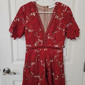 ASTR the label Vneck lace romper